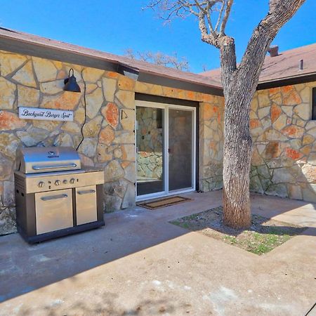 Pancho And Lefty'S - Place Wimberley Exterior foto