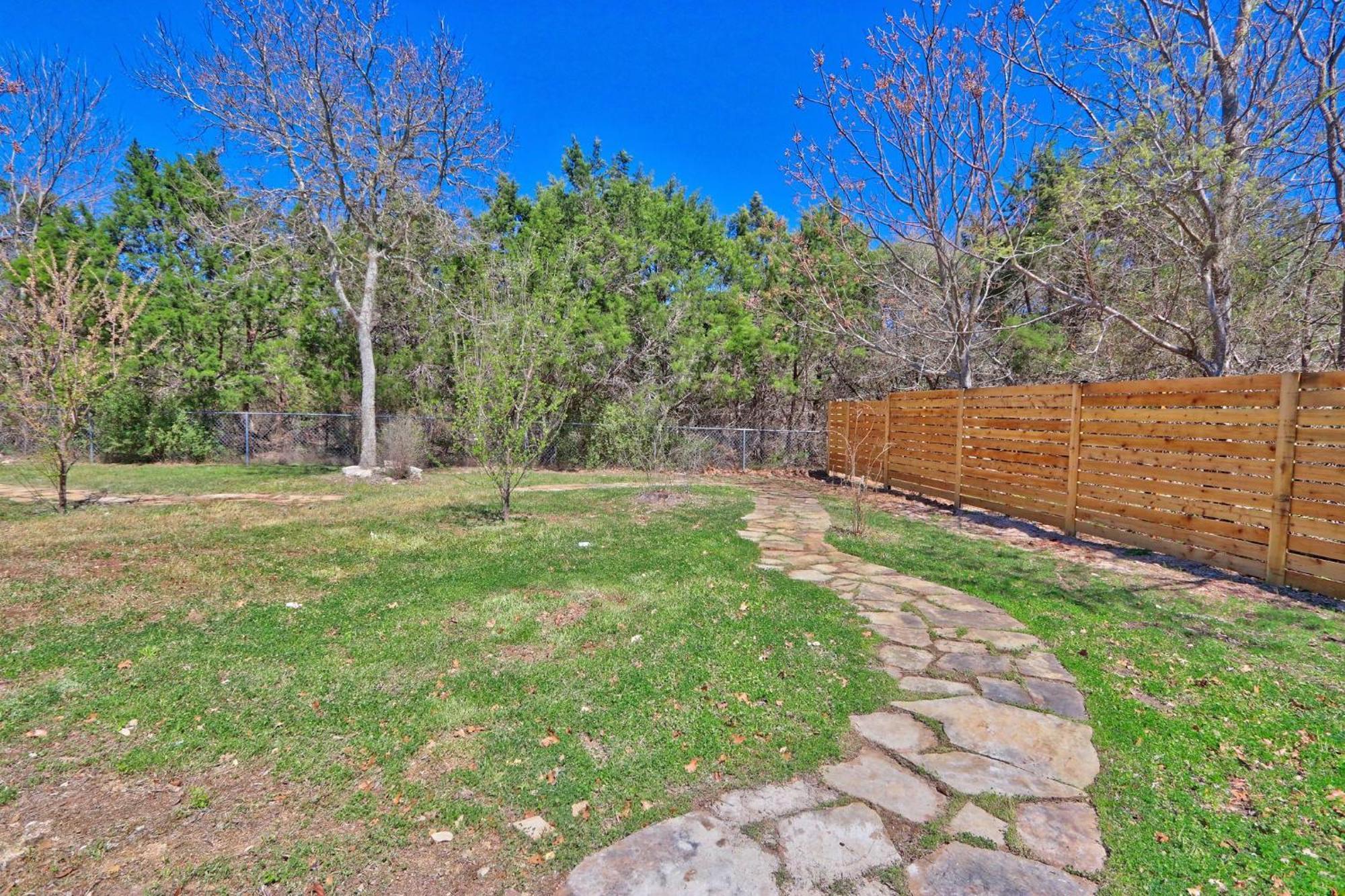 Pancho And Lefty'S - Place Wimberley Exterior foto